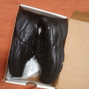 Propet Men's Black Walking Shoes